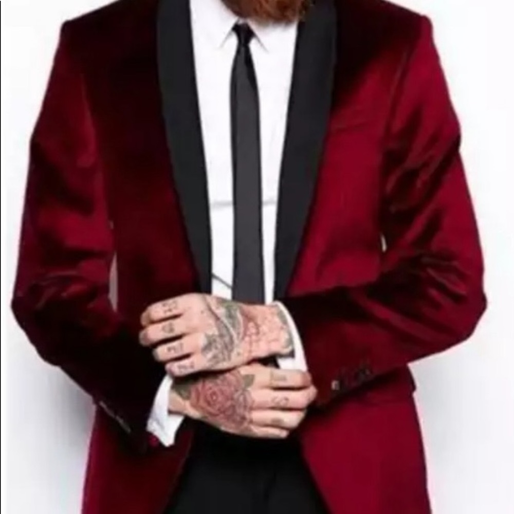 Fashion red velvet boy/men’s suit. Men’s size XS.